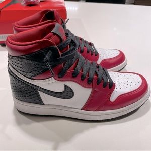 Nike Jordan 1 satin snake high - 7.5